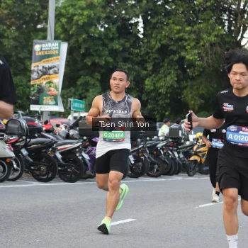 Runner Photo 3816777