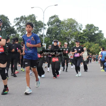 Runner Photo 3816855