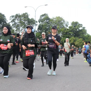 Runner Photo 3816870