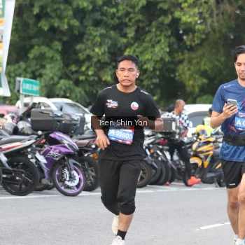 Runner Photo 3816900