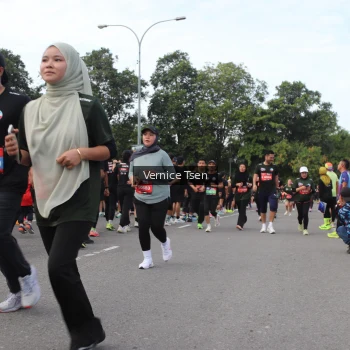 Runner Photo 3816913