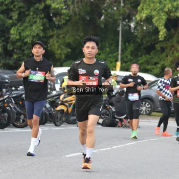 Runner Photo 3816939