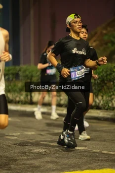 Runner Photo 3816943