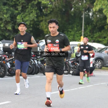 Runner Photo 3816951