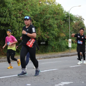 Runner Photo 3817024