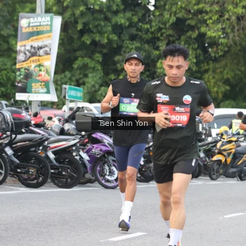 Runner Photo 3817026