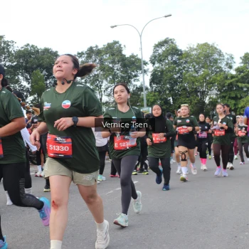 Runner Photo 3817065