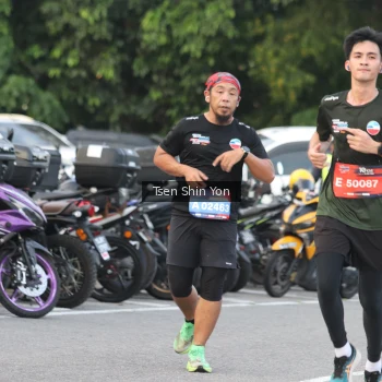 Runner Photo 3817087