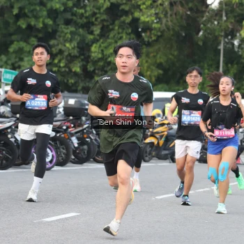 Runner Photo 3817212