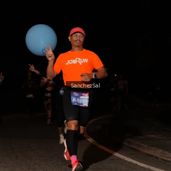 Runner Photo 3817248