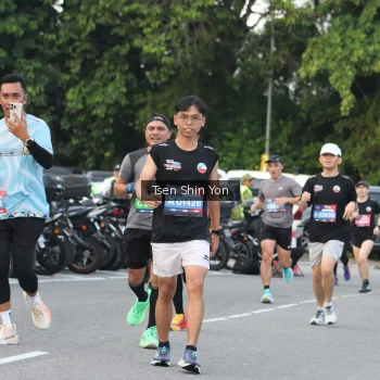 Runner Photo 3817281