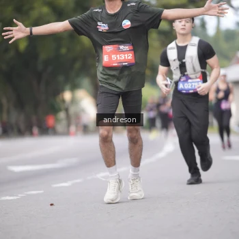 Runner Photo 3817330