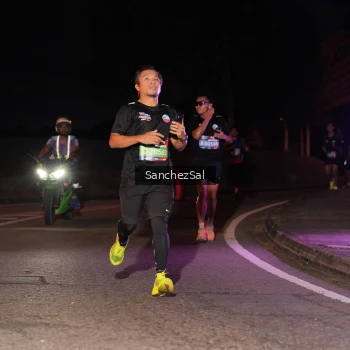 Runner Photo 3817391