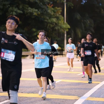 Runner Photo 3817403