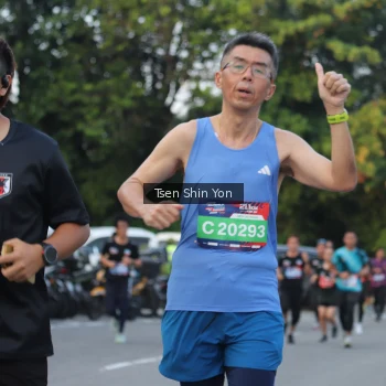Runner Photo 3817563