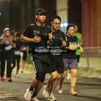 Runner Photo 3817565