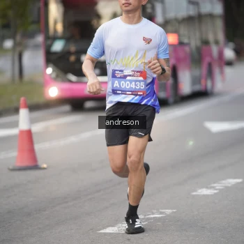 Runner Photo 3817668