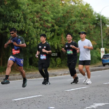Runner Photo 3817672