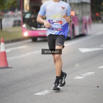 Runner Photo 3817694