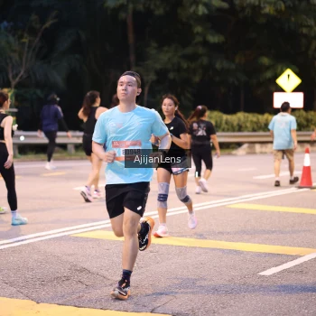 Runner Photo 3817707