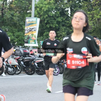 Runner Photo 3817734