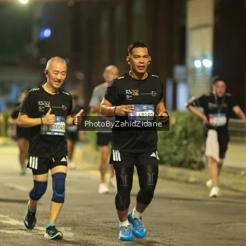 Runner Photo 3817771