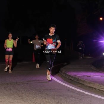 Runner Photo 3817785