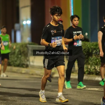 Runner Photo 3817853