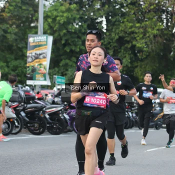 Runner Photo 3818008