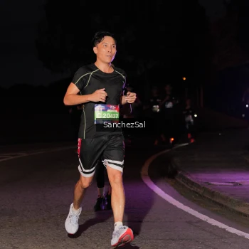 Runner Photo 3818021