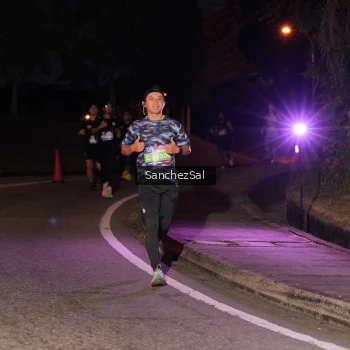 Runner Photo 3818046