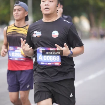 Runner Photo 3818126