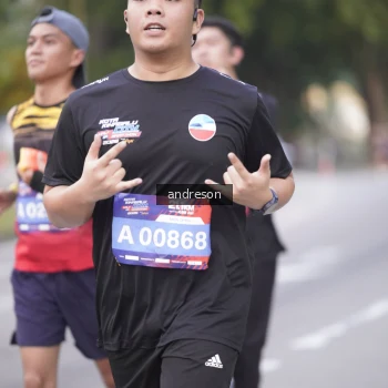 Runner Photo 3818171