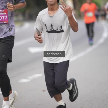 Runner Photo 3818179