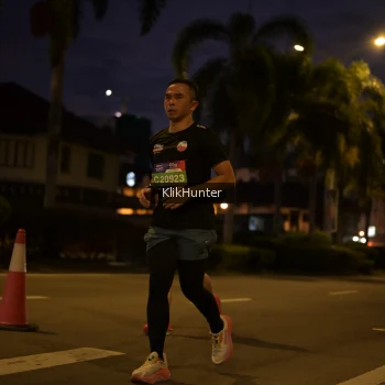 Runner Photo 3818216