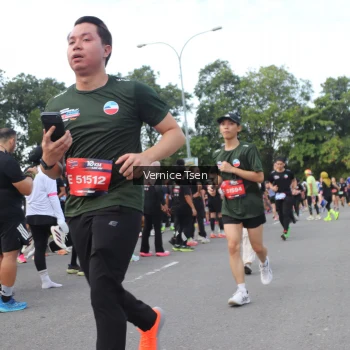 Runner Photo 3818236