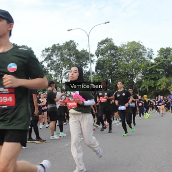 Runner Photo 3818280