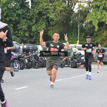 Runner Photo 3818372