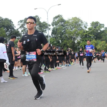 Runner Photo 3818377