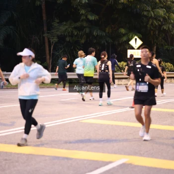 Runner Photo 3818465