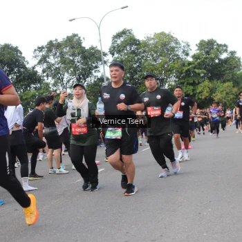 Runner Photo 3818466