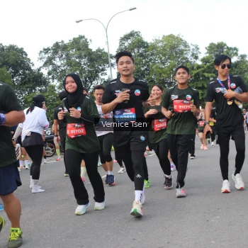 Runner Photo 3818574