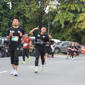 Runner Photo 3818603