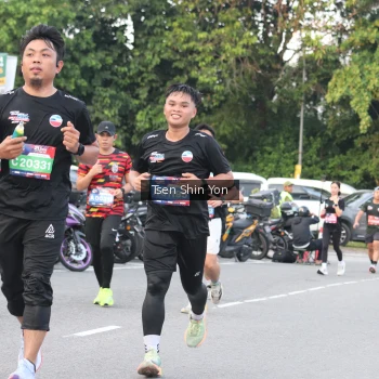 Runner Photo 3818609