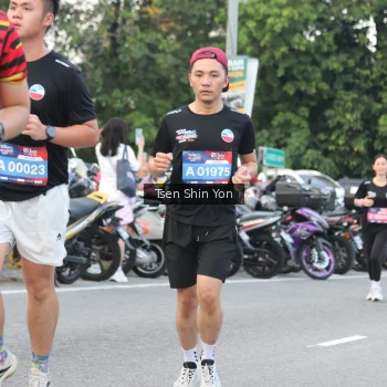 Runner Photo 3818640
