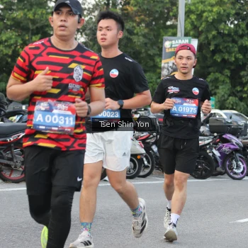 Runner Photo 3818648