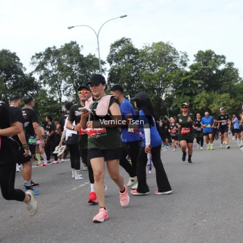 Runner Photo 3818717