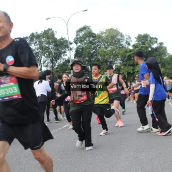 Runner Photo 3818718