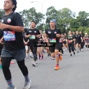 Runner Photo 3819143