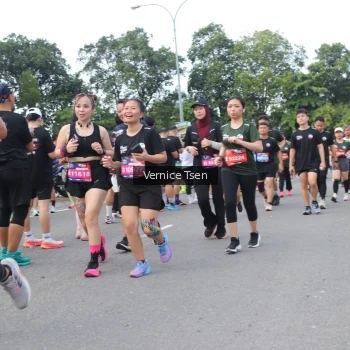 Runner Photo 3819170